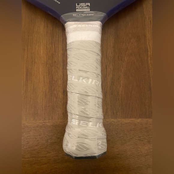 Amped Pro Airb Pickleball Paddle - Picture 3 of 6